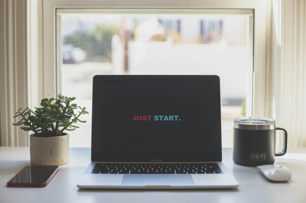 How to Build a SaaS with No Money: The Lean Startup Path