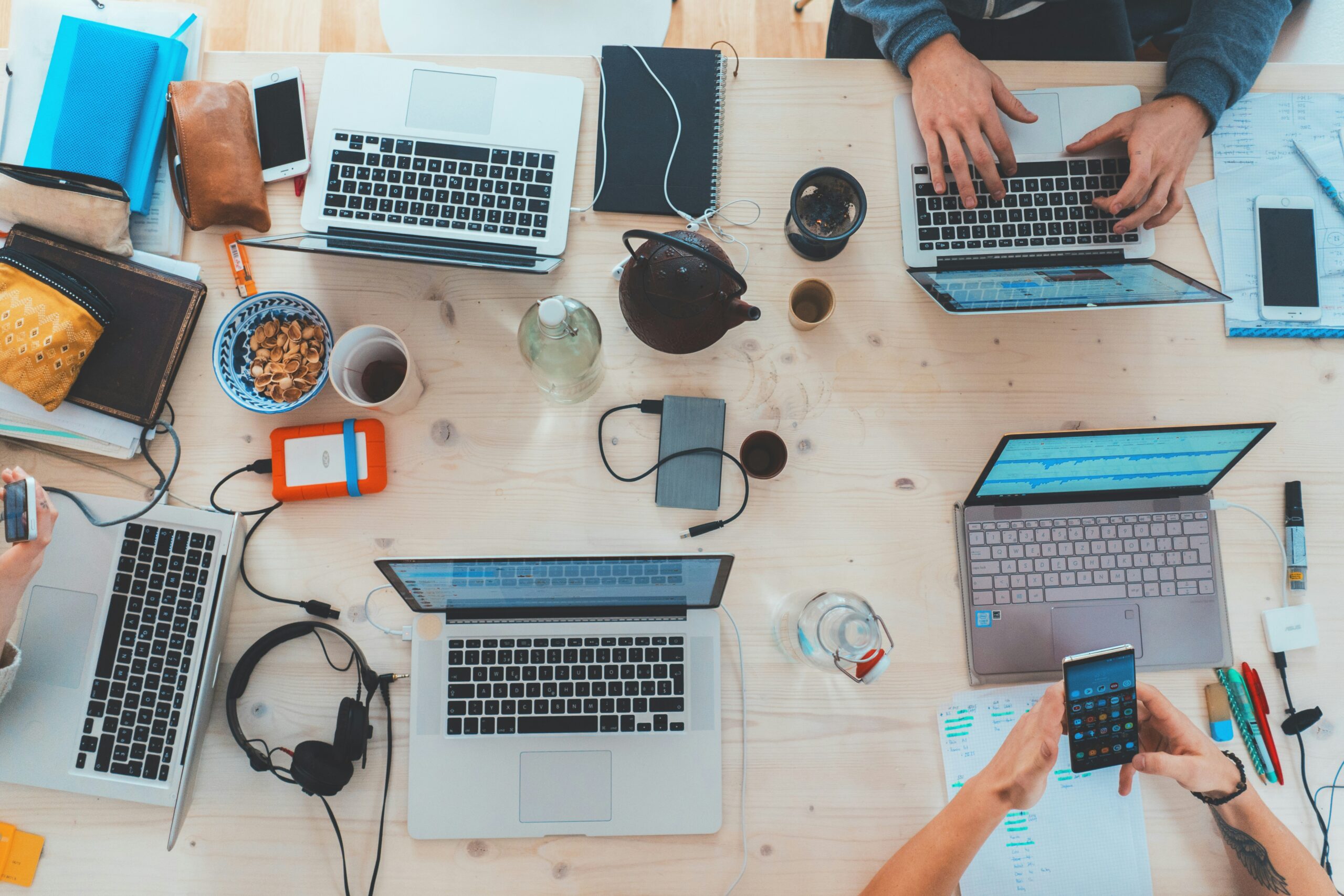 How Startups Use No-Code Tools to Build MVPs Faster SaaS